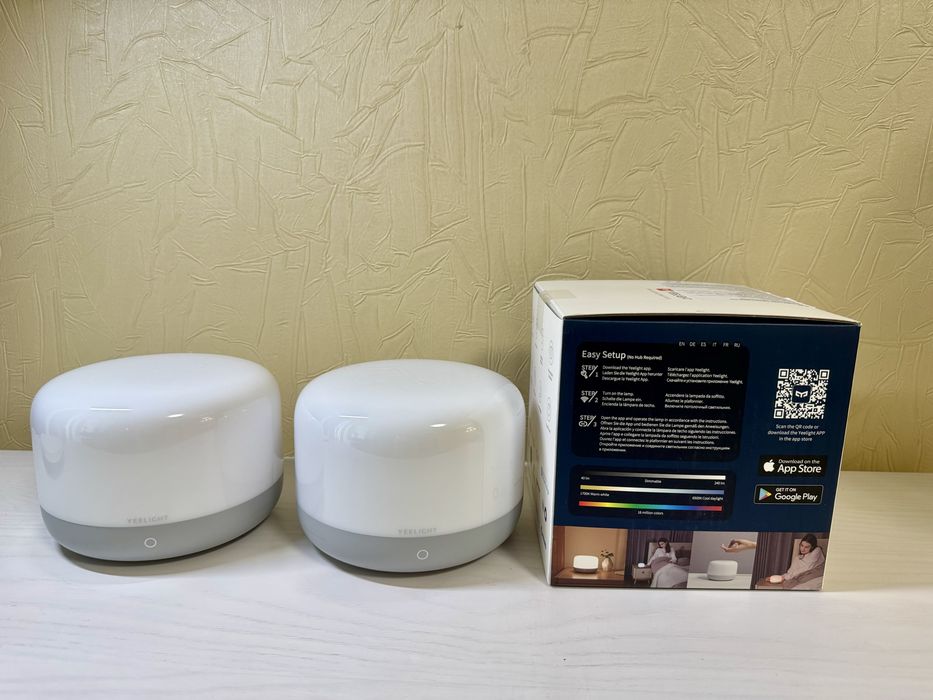 Смарт-лампа YEELIGHT LED Smart Lamp D2 (працює від павербанка/розетки)