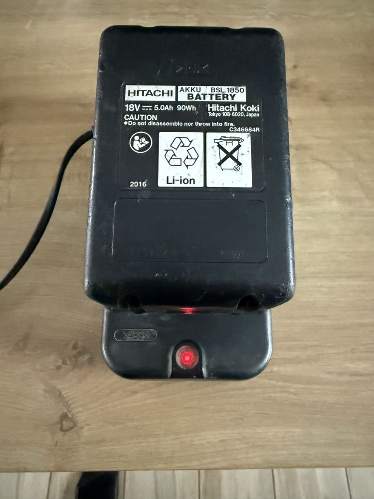 Hikoki Ladowarka hitachi UC 18YGSL  bateria hitahi 5.0Ah Li-ion
