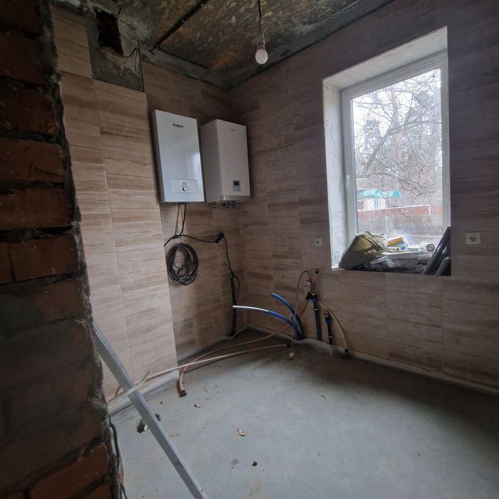 Сучасний котедж  у Пущі-Водиці.