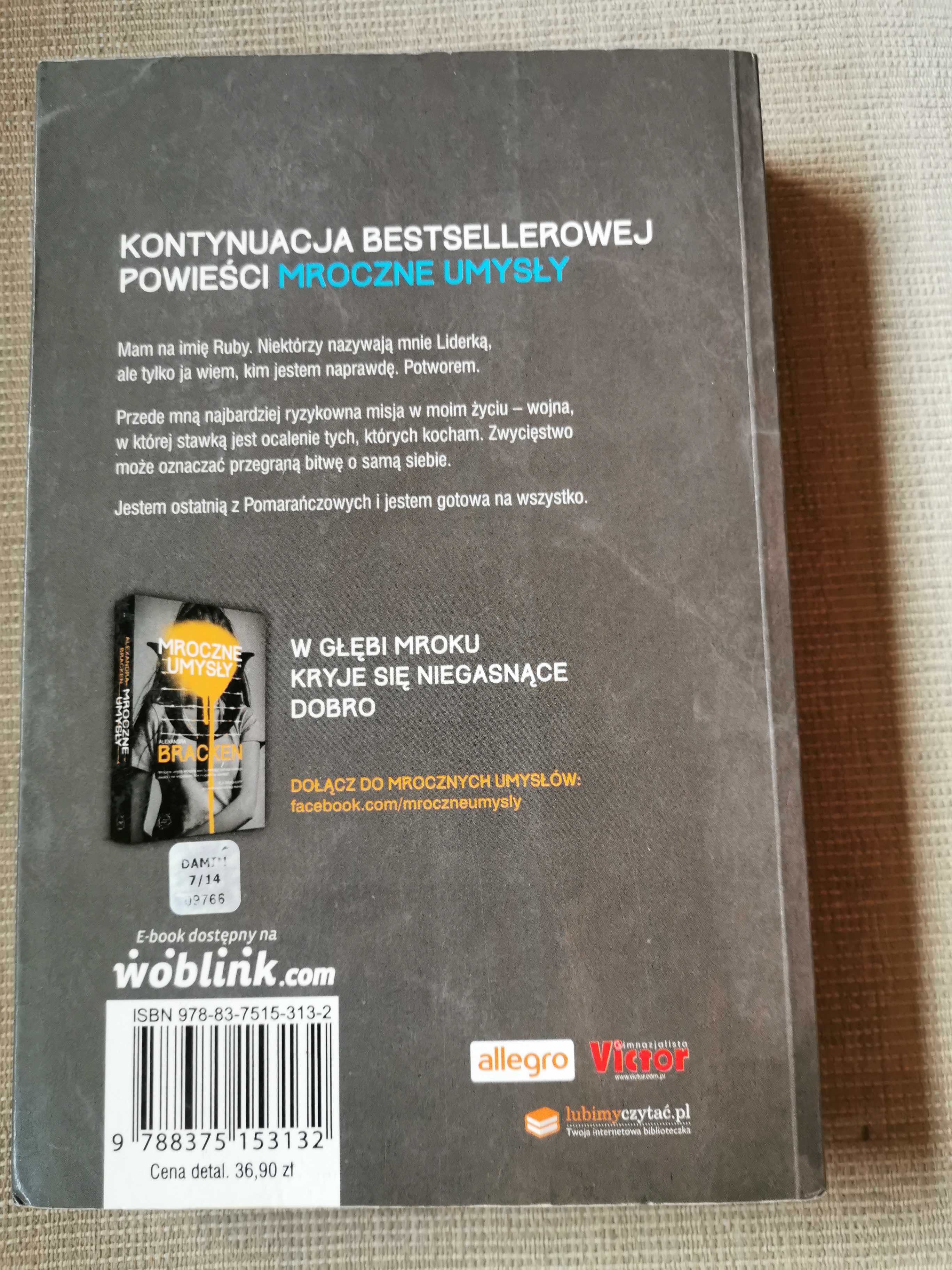 Nigdy nie gasną. Alexandra Bracken.