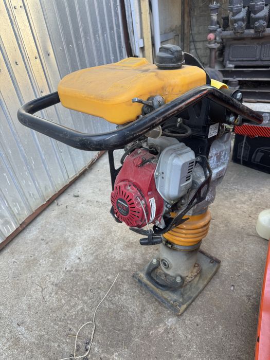 Вібротрамбовка ENAR RH 70E H4T вибронога