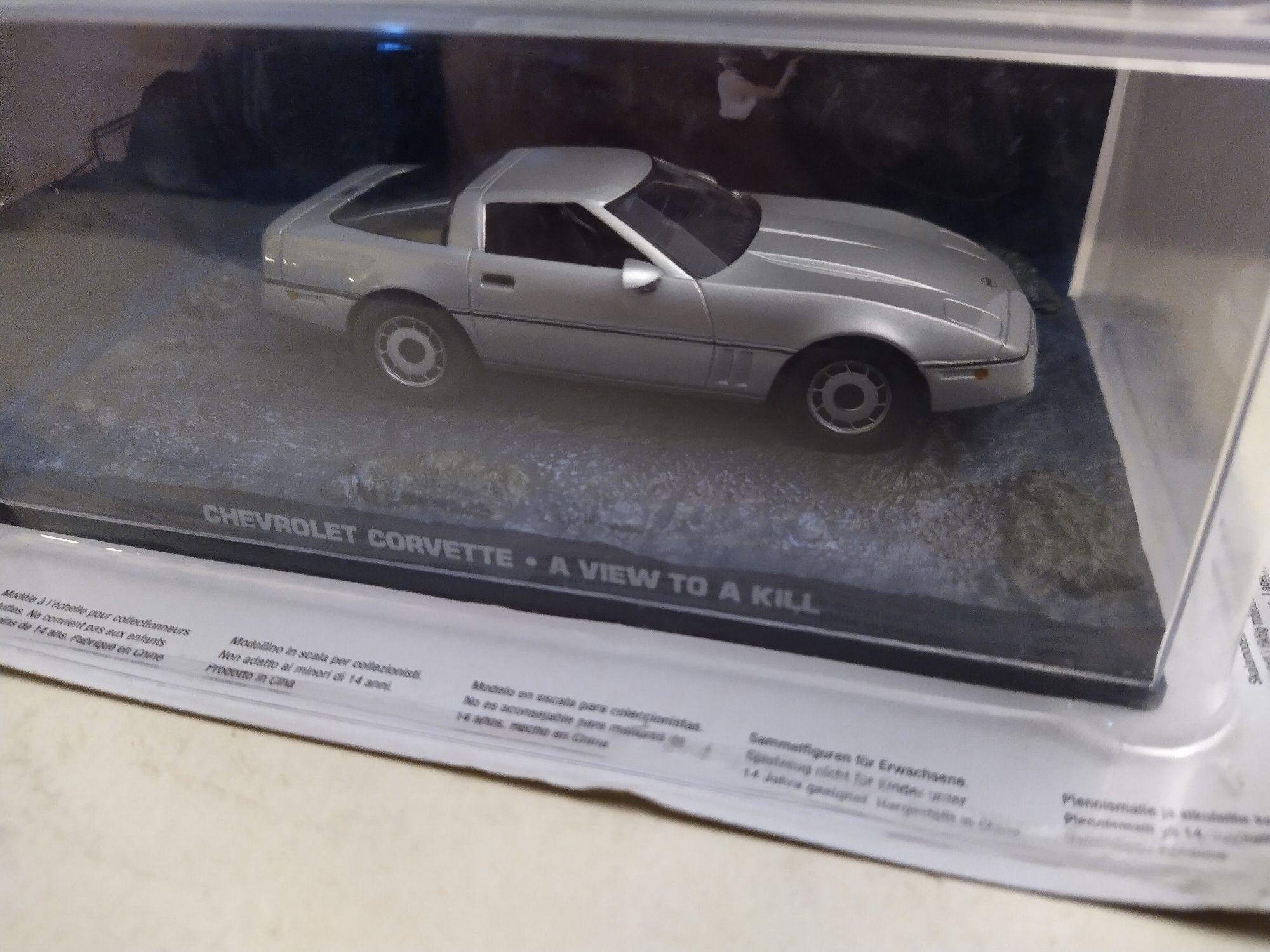 Chevrolet Corvette James Bond collection Skala 1:43 Eaglemoss