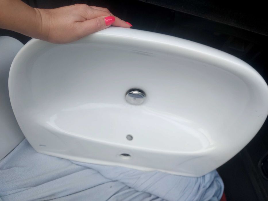 Umywalka do łazienki Roca