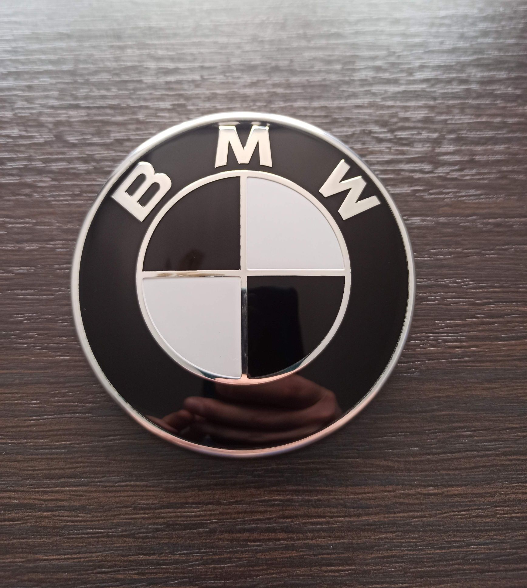 Nowy emblemat znaczek BMW 82mm