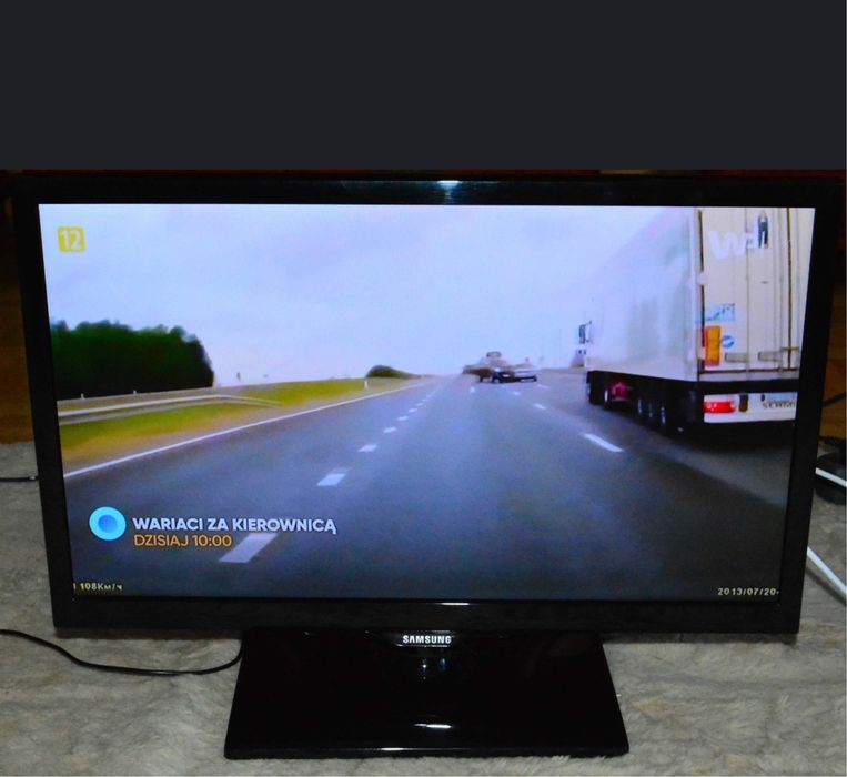 21,5 cala Tv 12/24/220 volt Led full HD Invox plus antena i uchwyt