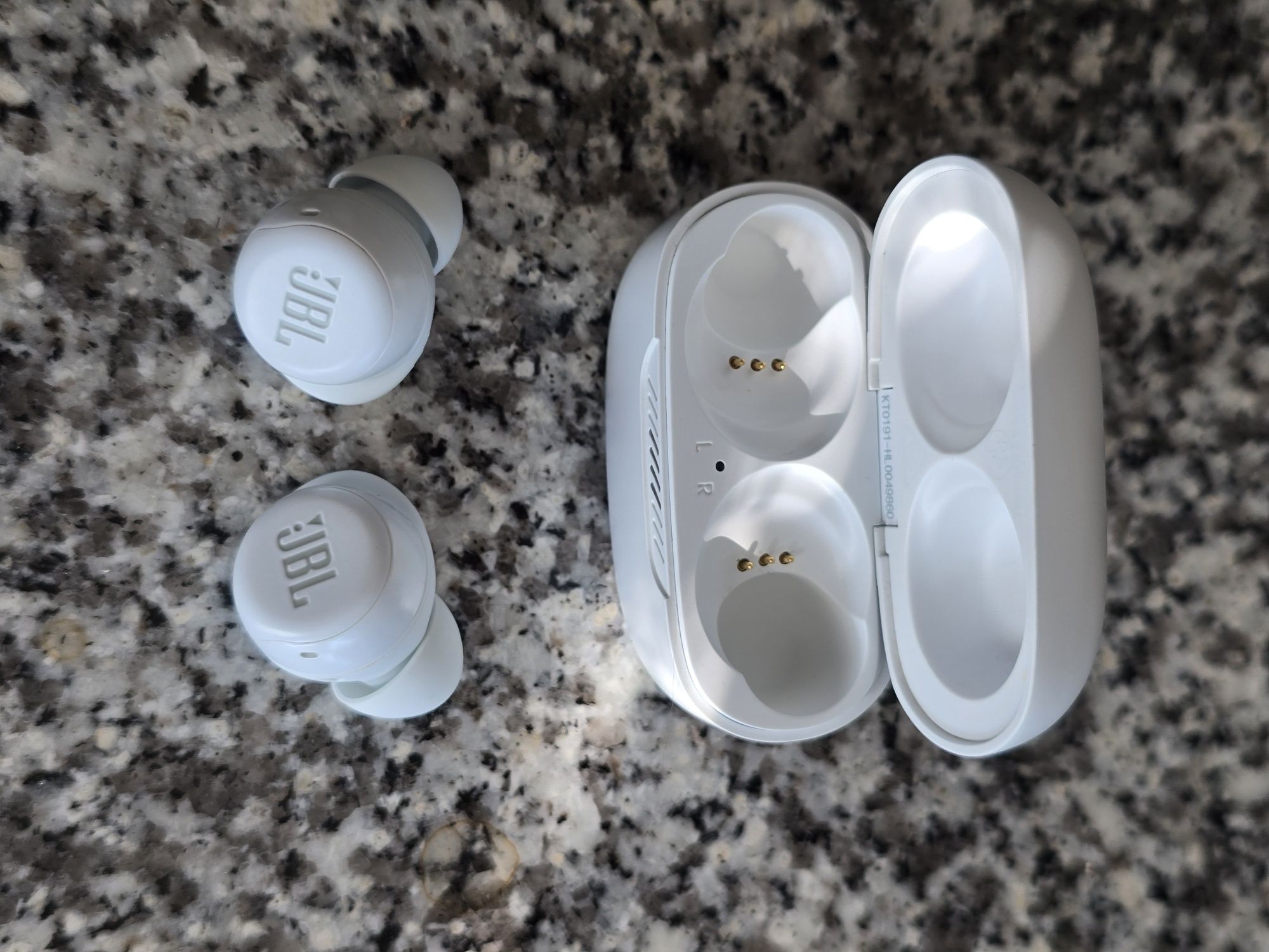 JBL Live Free NC+ | Cancelamento de ruído | Ótimo estado