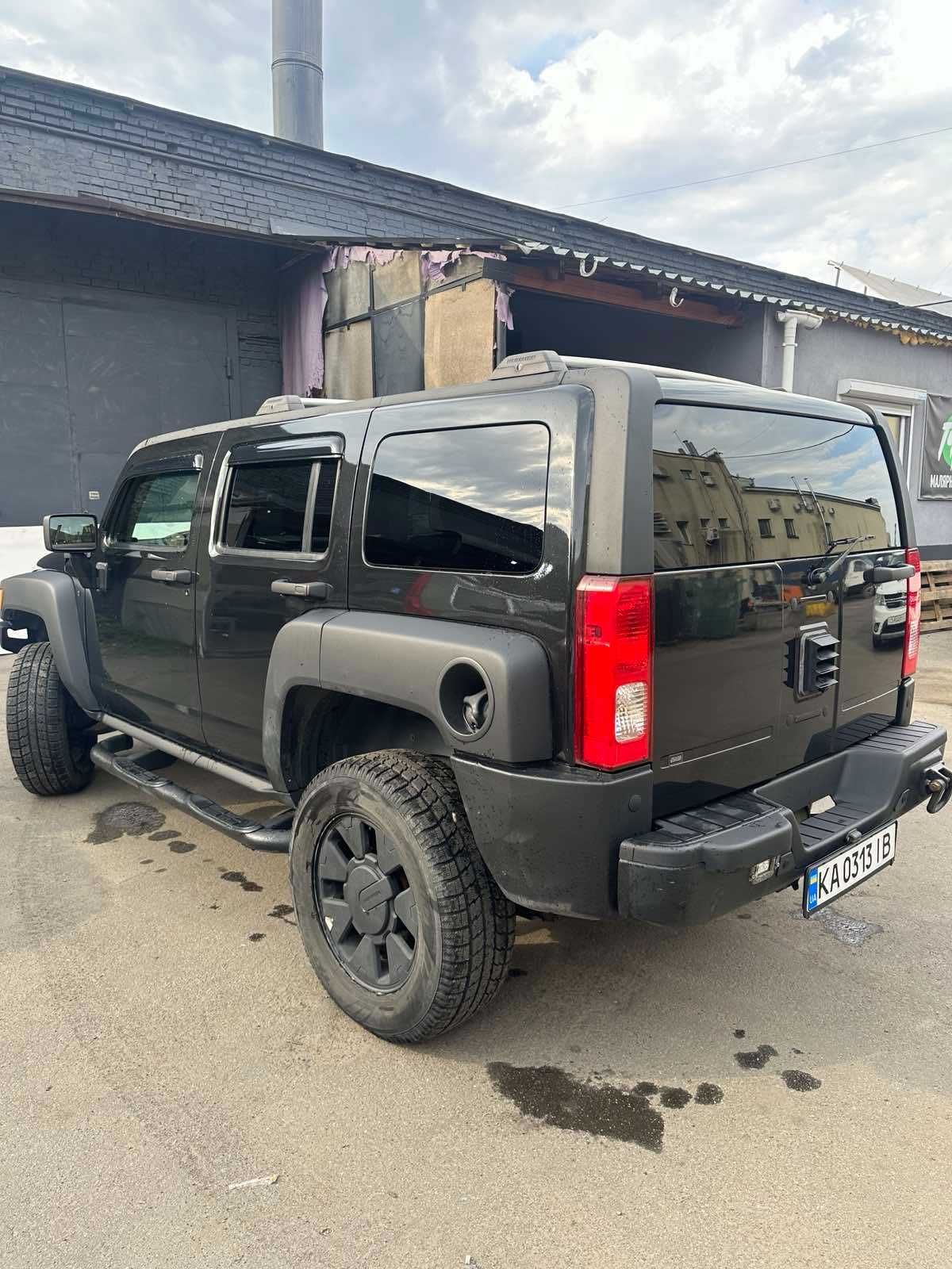 Продам автомобіль Хаммер Hummer