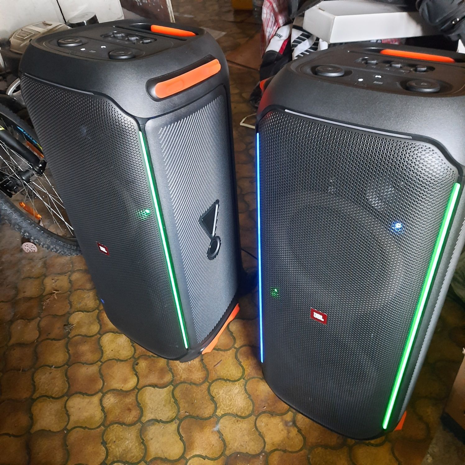Jbl partybox 710