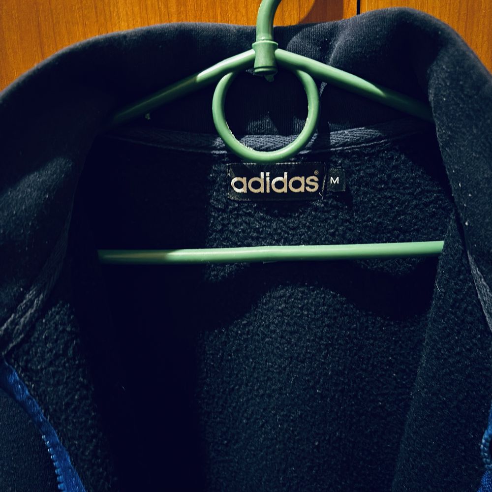 Adidas кофта жіноча