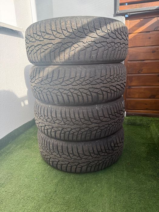 Opony Zimowe Nokian 205/55R16