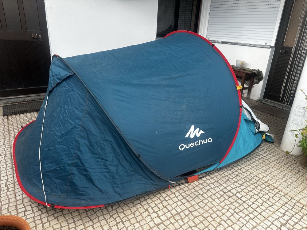 Tenda de campismo quechua 2 seconds para duas pessoas