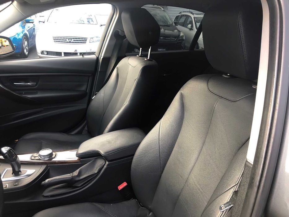 BMW 3 Series 328 xDrive      2014