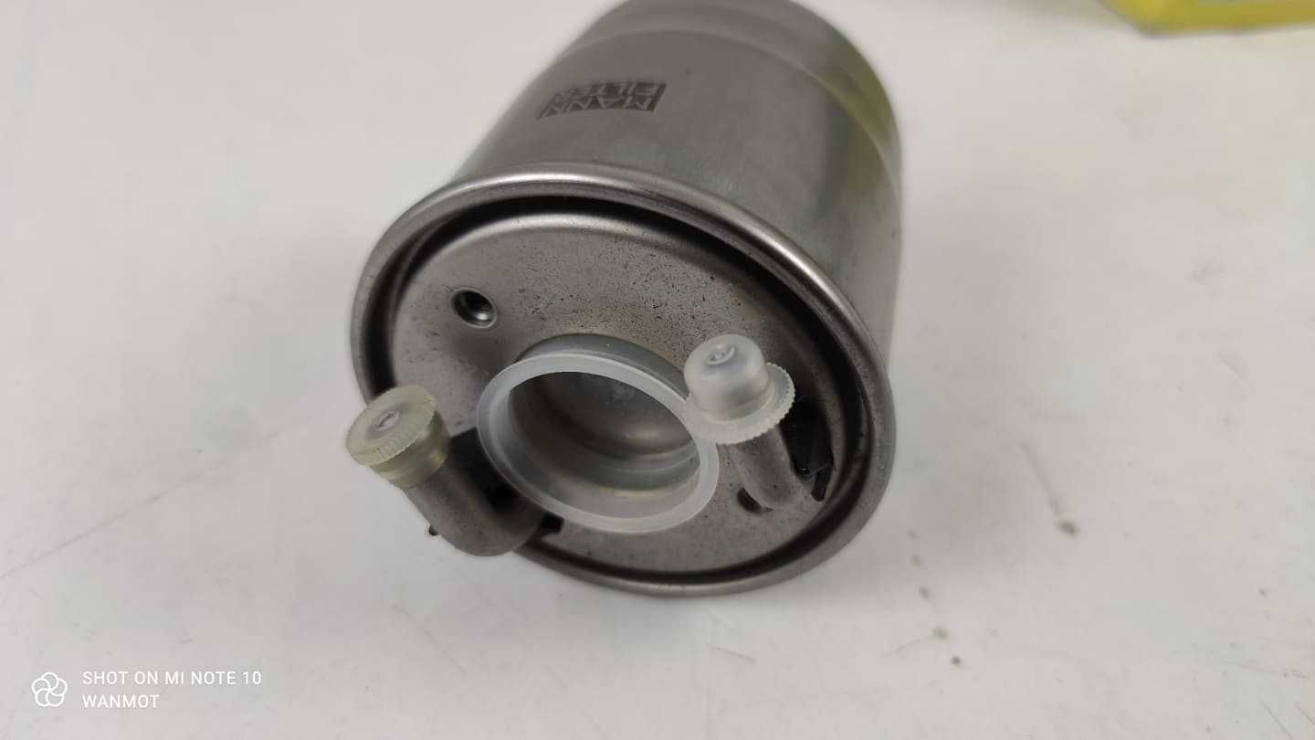 Mann-Filter WK 8016 x Filtr paliwa Mercedes