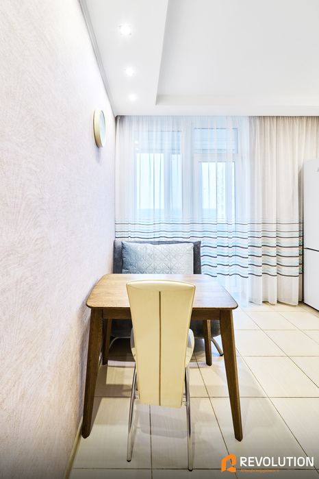 Без%, ЖК Озерний, 1-кім, Академмістечко ~25хв.