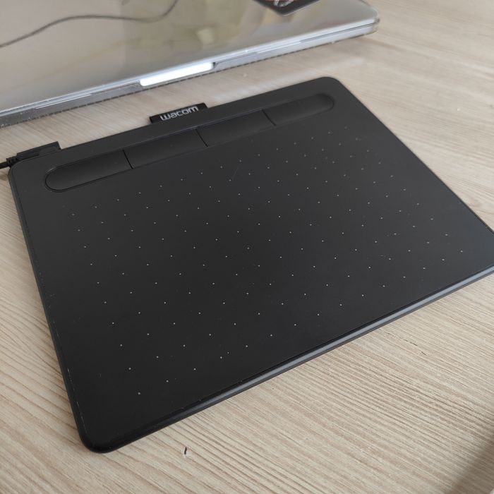 Графічний планшет WACOM Intuos S Black