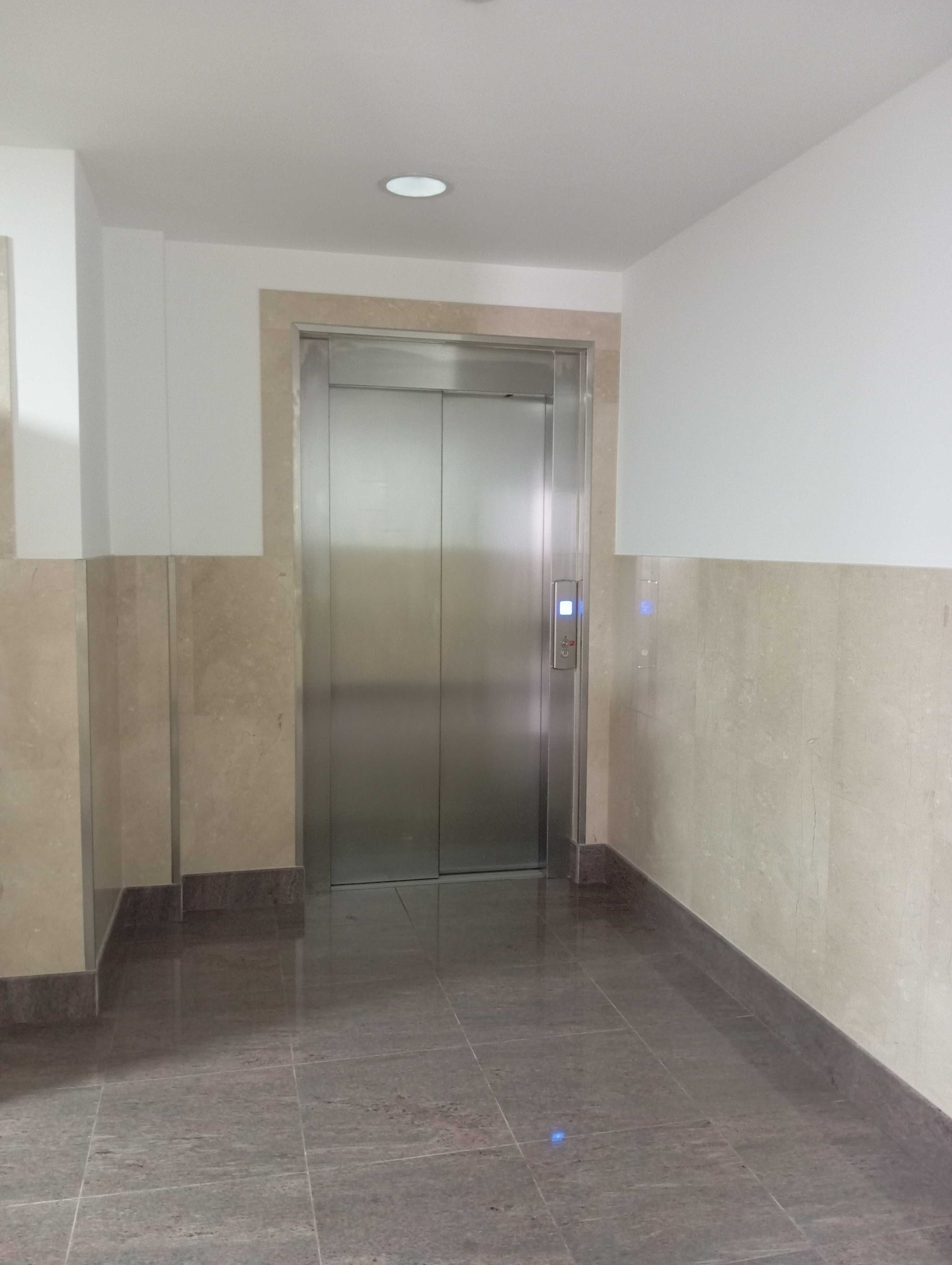 Apartamento T1 próximo IPO - H.S.João
