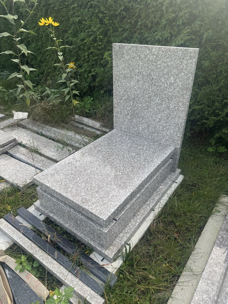 3000 Nagrobek urna urnowy z montazem  pomnik caly slask