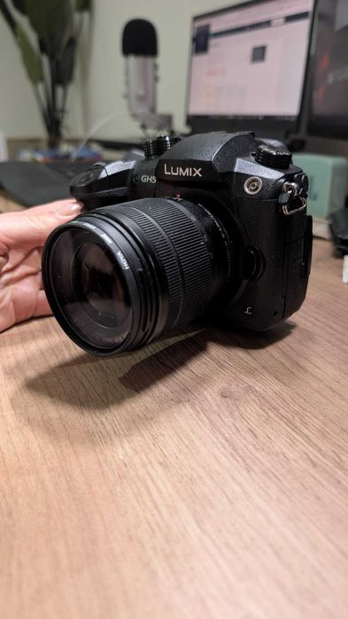 Aparat Panasonic  Lumix DC GH5 + obiektyw