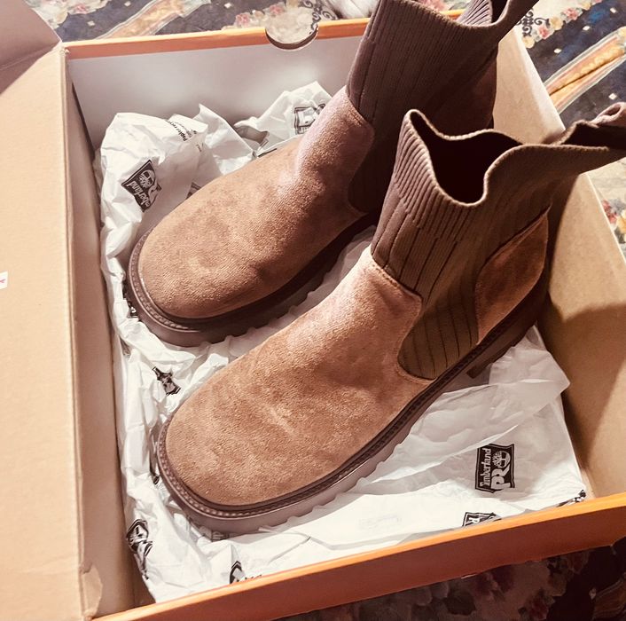 Botas com  elásticas