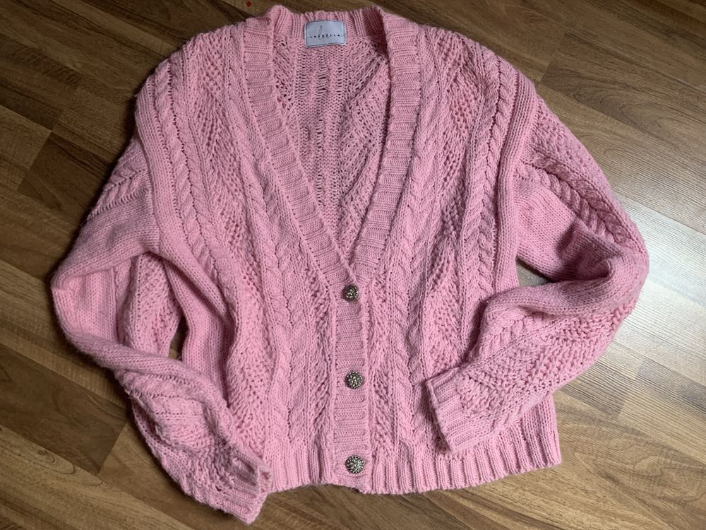 Rozowy rozpinany sweter laurella sukierkowy uni