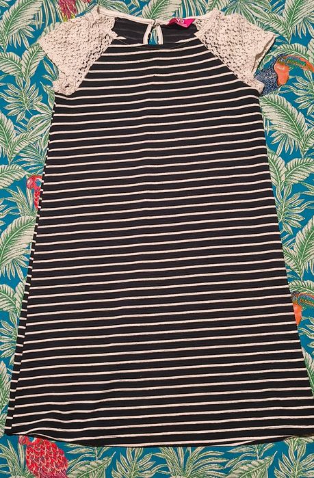 Sukienka Young Dimension roz. 140