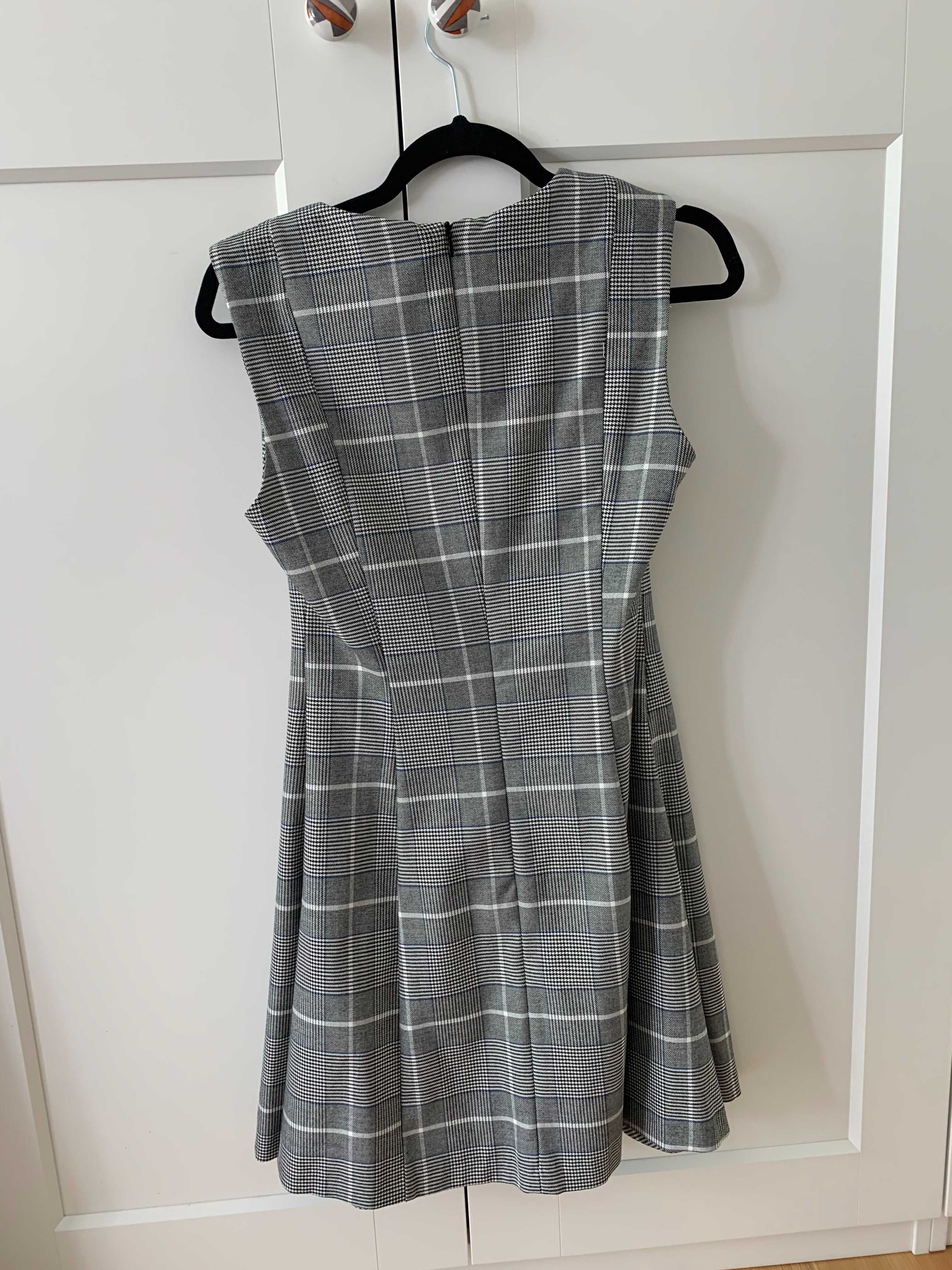 Reserved sukienka retro krata S Audrey Hepburn made Poland rozkloszowa