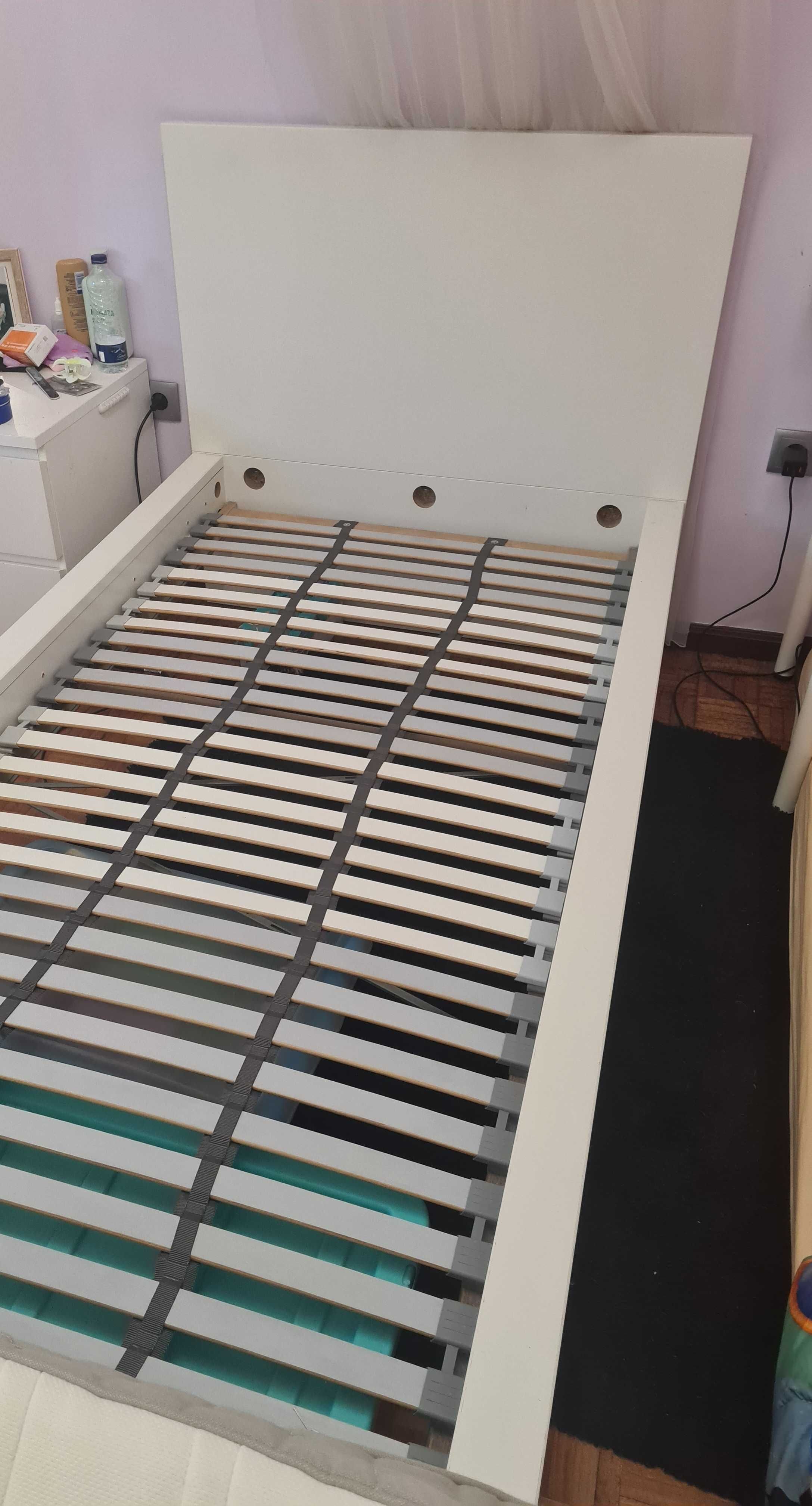 Cama solteiro Malm ikea