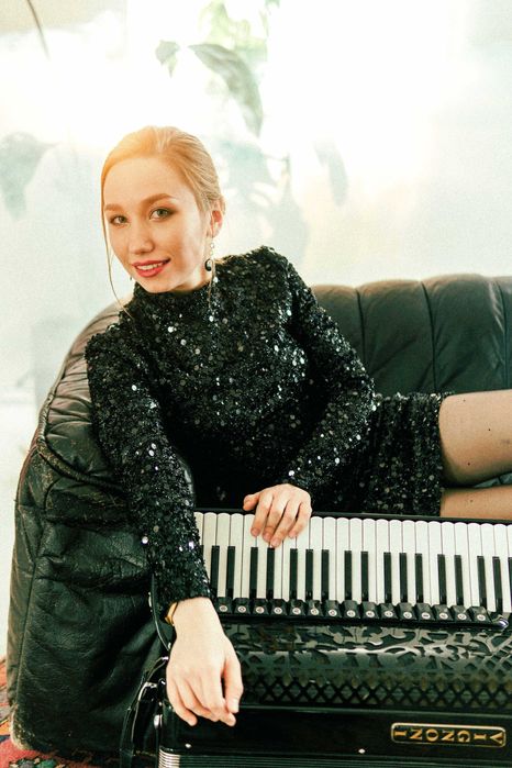 Уроки гри на фортепіано, акордеоні. Сольфеджіо/теорія музики/гармонія