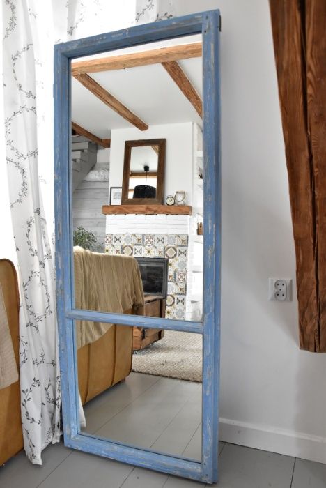Duże lustro z ramy okiennej ze szprosami rustykalne loft niebieskie