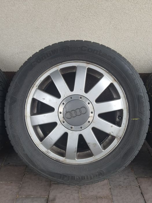 Felgi Audi 16 cali z oponami zimowymi Continental