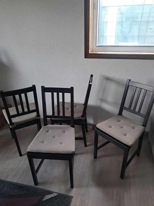 4 a 6 cadeiras IKEA Stefan com coxim cinza (muito bom esse estado)