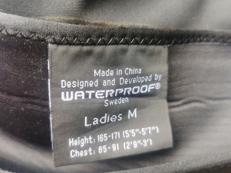 Suchy skafander damski Waterproof D7 PRO w stanie idealnym rozM