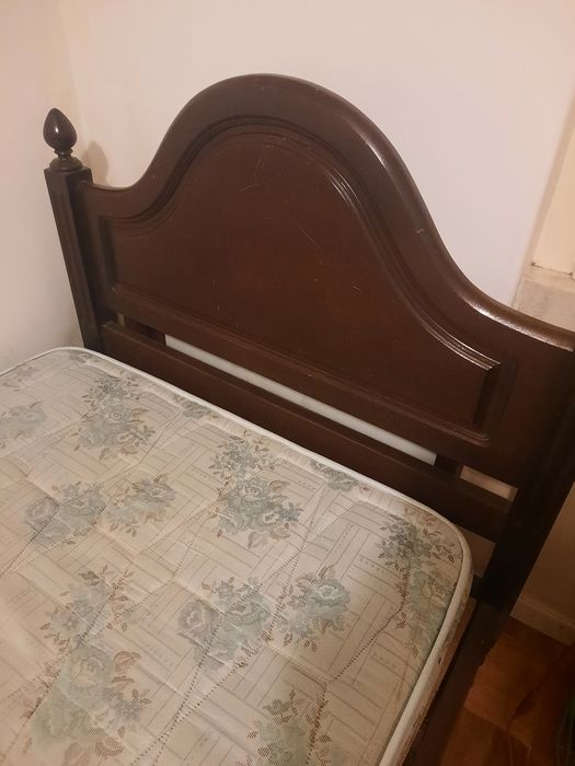 Mobilia de solteiro/a