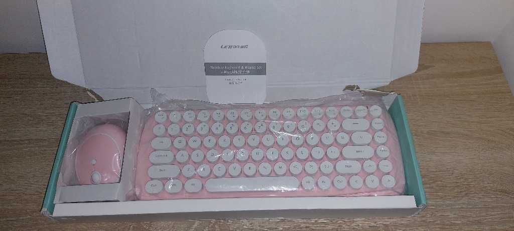 Letton V6060 Bezprzewodowa różowa klawiatura i mysz