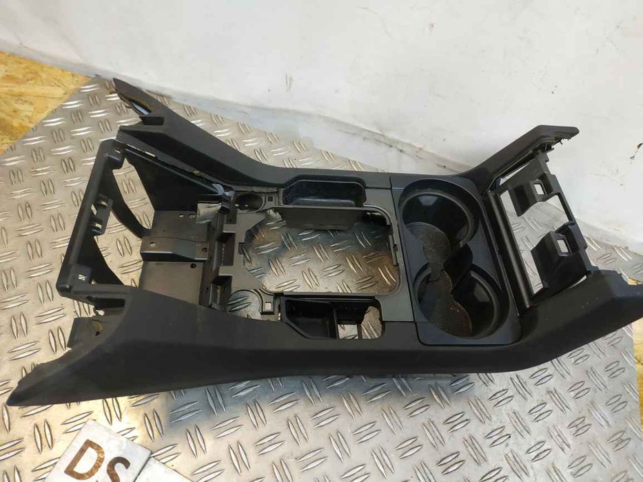 Land Rover Discovery 4 09- накладка центральної консолі DS6000 AH2204