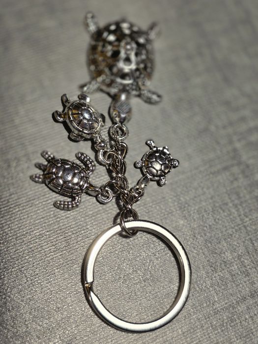 Brelok do kluczy, torebki, plecaka. Zawieszka do auta - Żółwie morskie