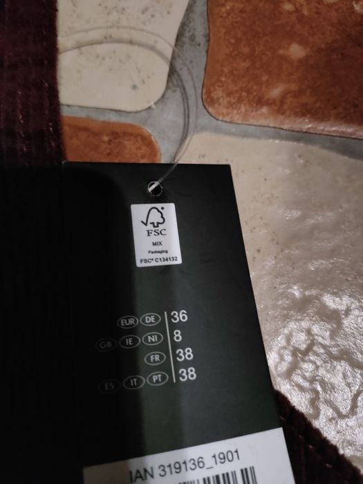 Spódnica na szelkach