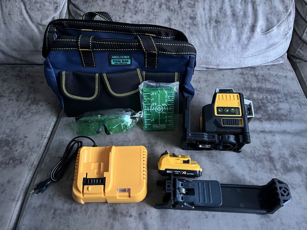 Nivel laser 16 linhas com saco de transporte