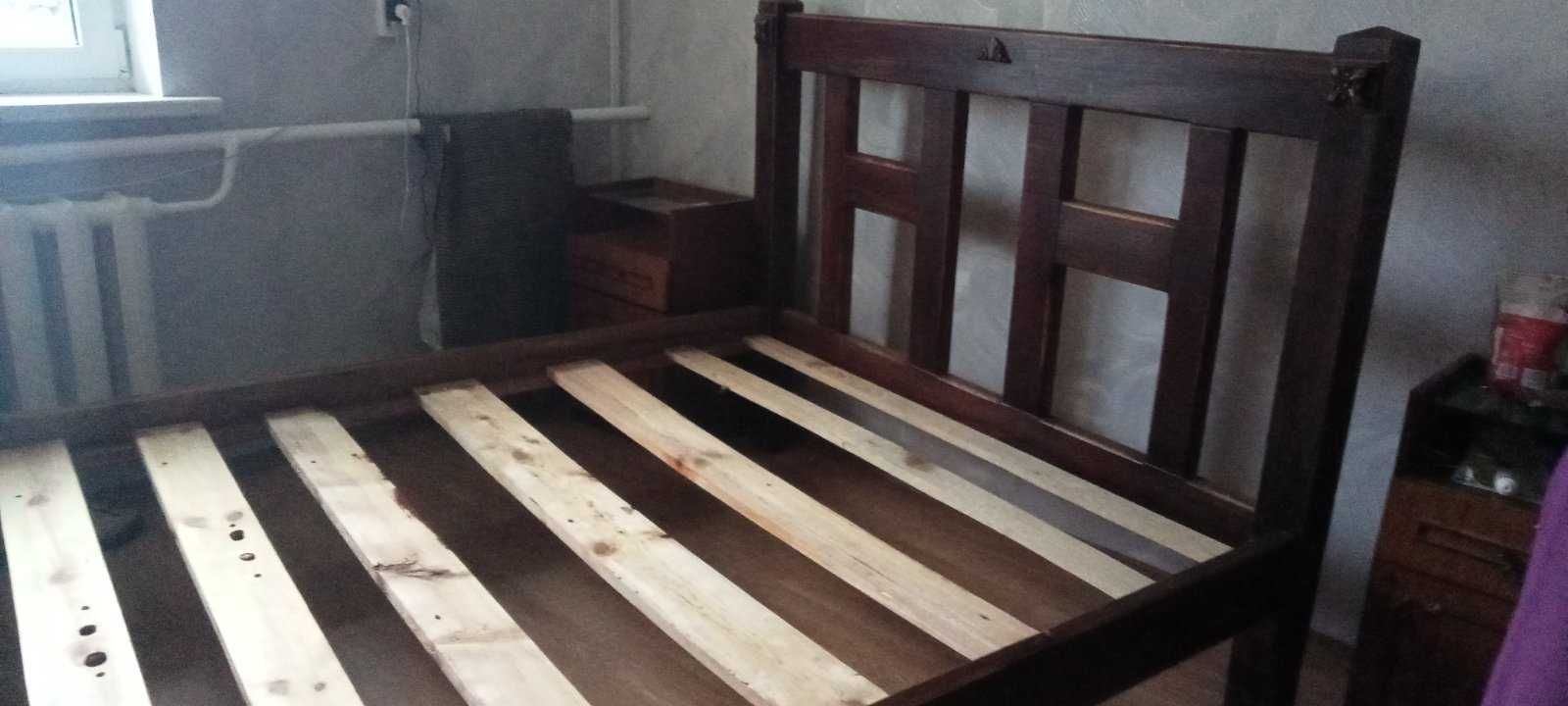 Ліжко дерев'яне двоспальне ( дуб)