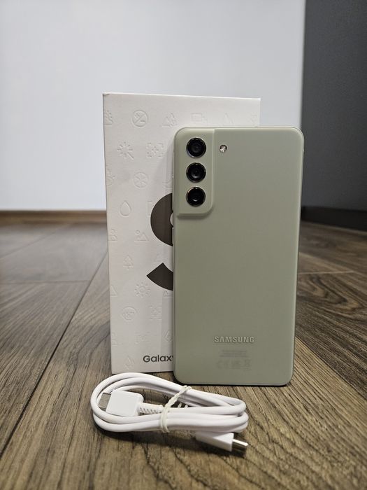 Samsung Galaxy S21 FE 5G, flagowiec, stan idealny, 8/256, oliwkowy !