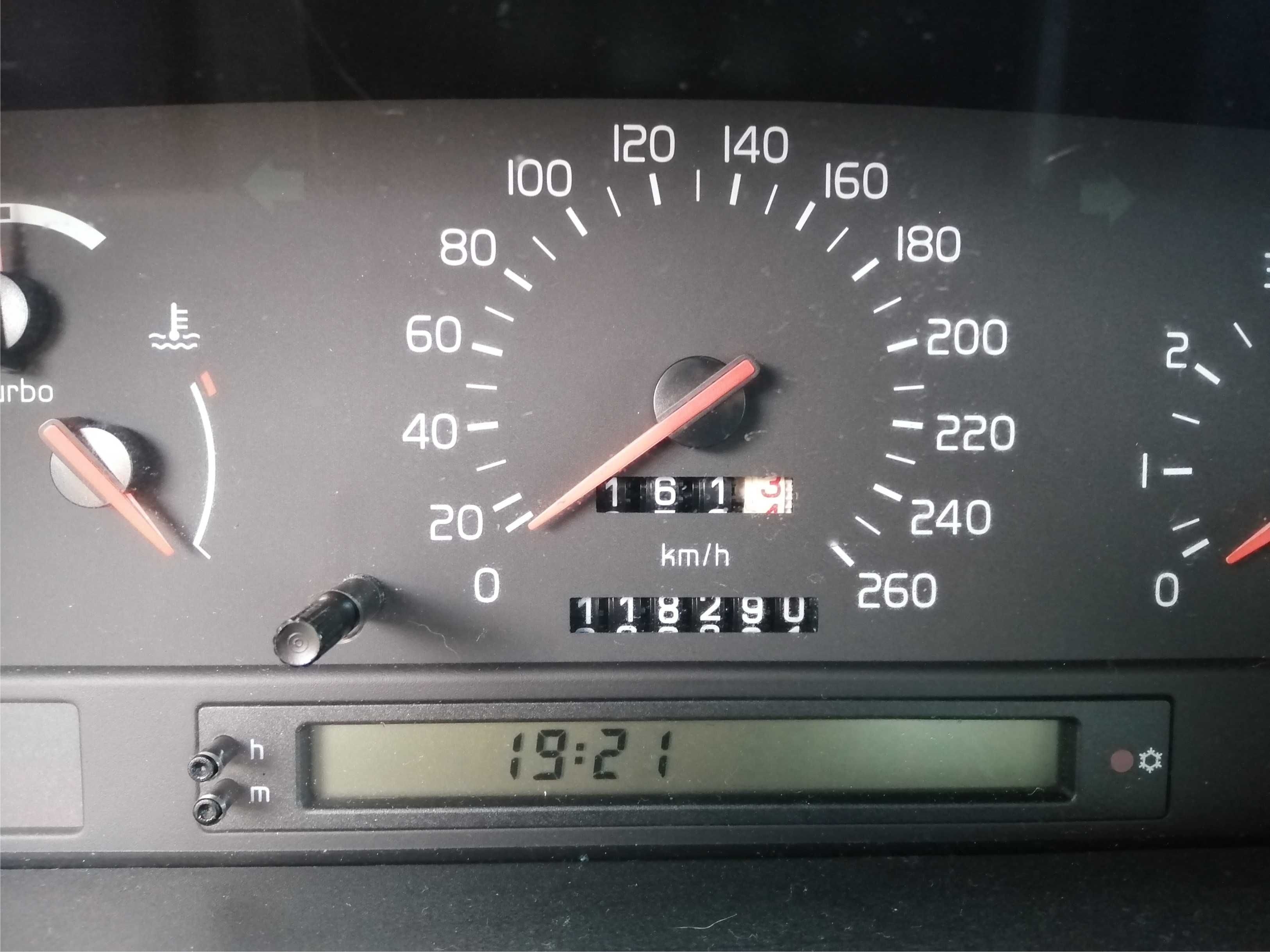 Volvo 850 GLT para colecionador