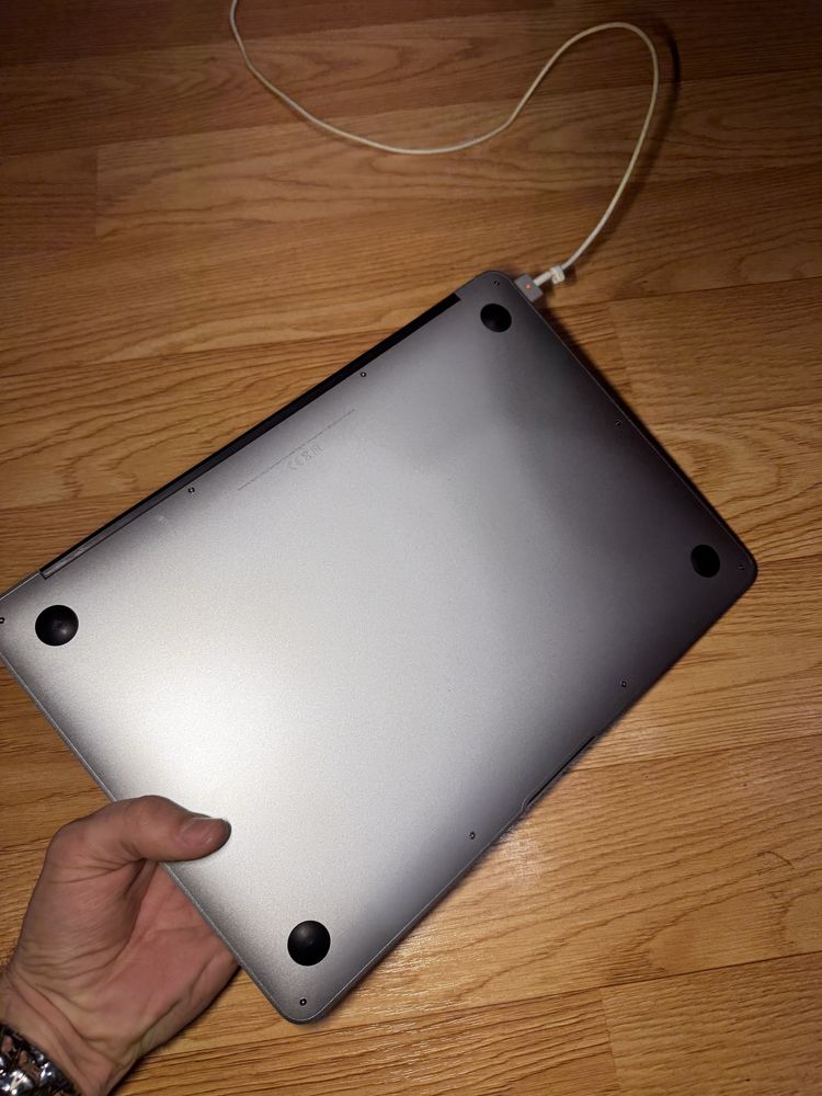 Apple Macbook Air 2017 13,3 sprawny laptop iphone ipad super stan