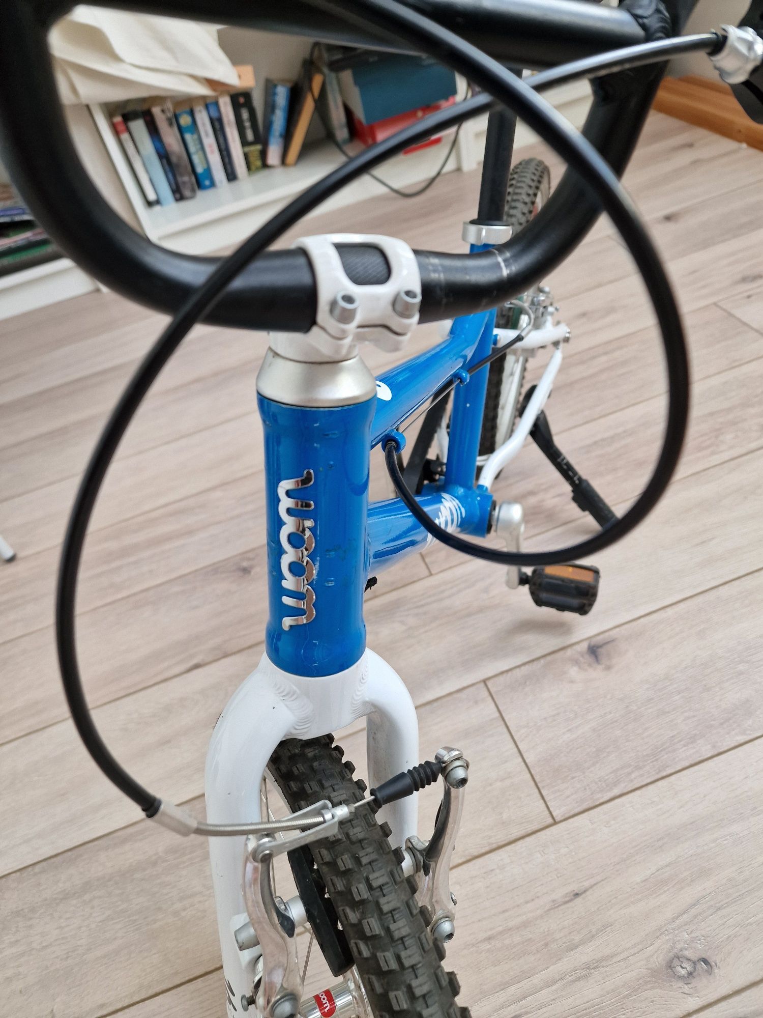 Woom 3 automagic niebieski 16''