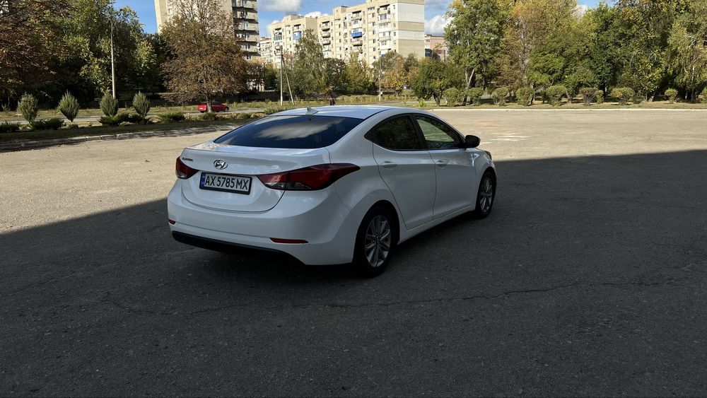 Hyundai Elantra 2014