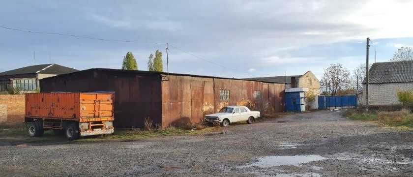 Комплекс будівель під логістику або склади заг. пл. 3751,4  кв.м.