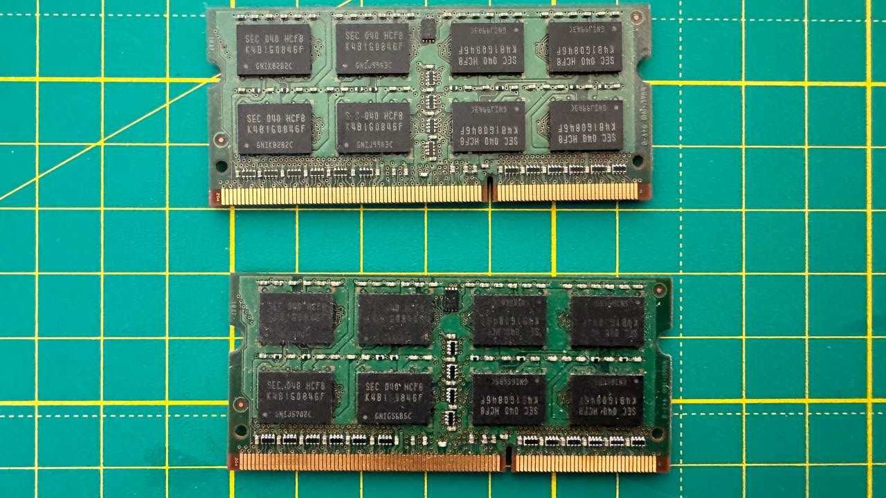 Пам'ять Samsung DDR3  PC3-8500S-07-10-F2