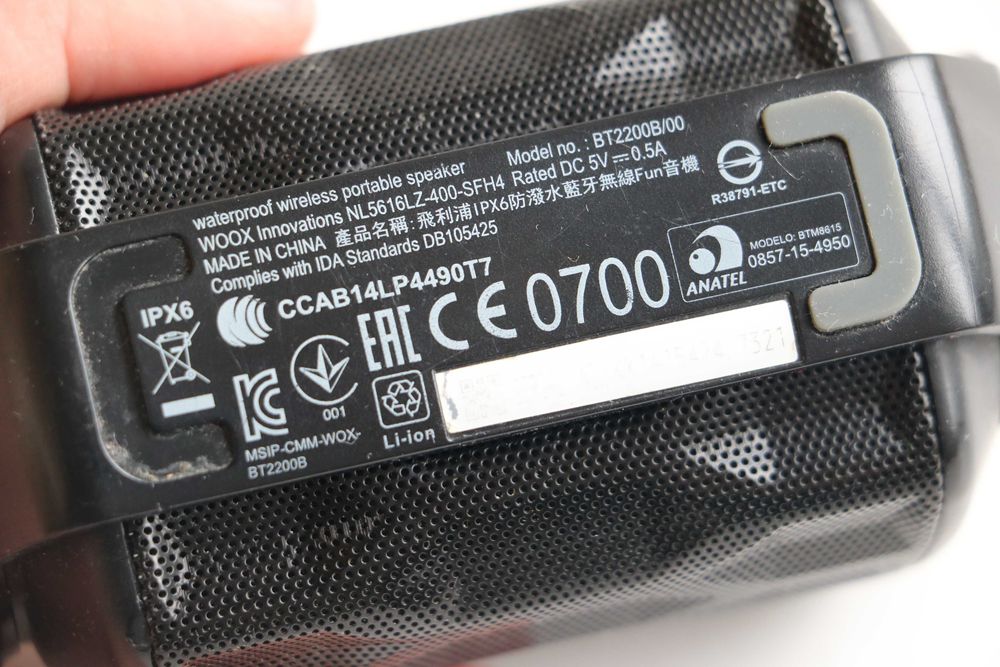 Портативна Bluetooth колонка Philips BT-2200