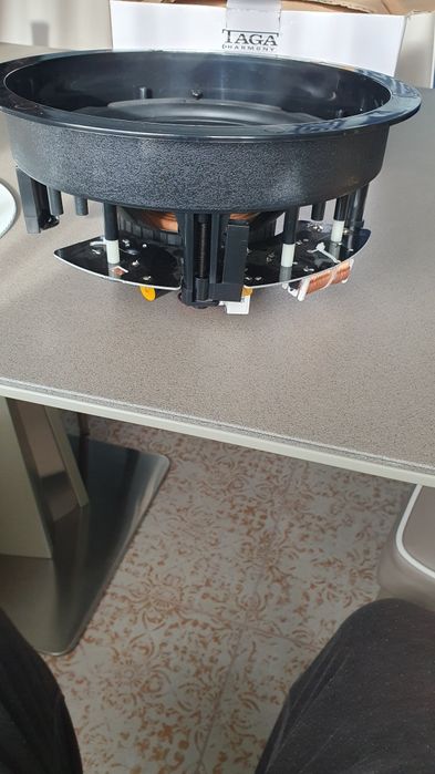 Вбудований сабфуфер. Новий