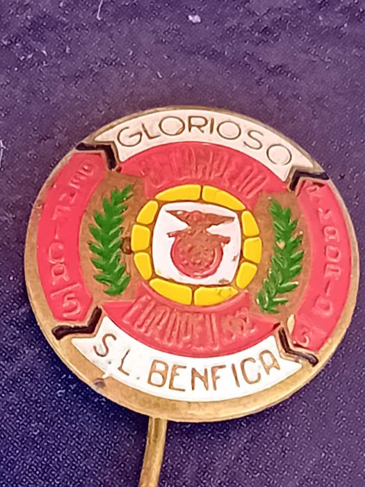 Pins Benfica 1961\2 +Diversos