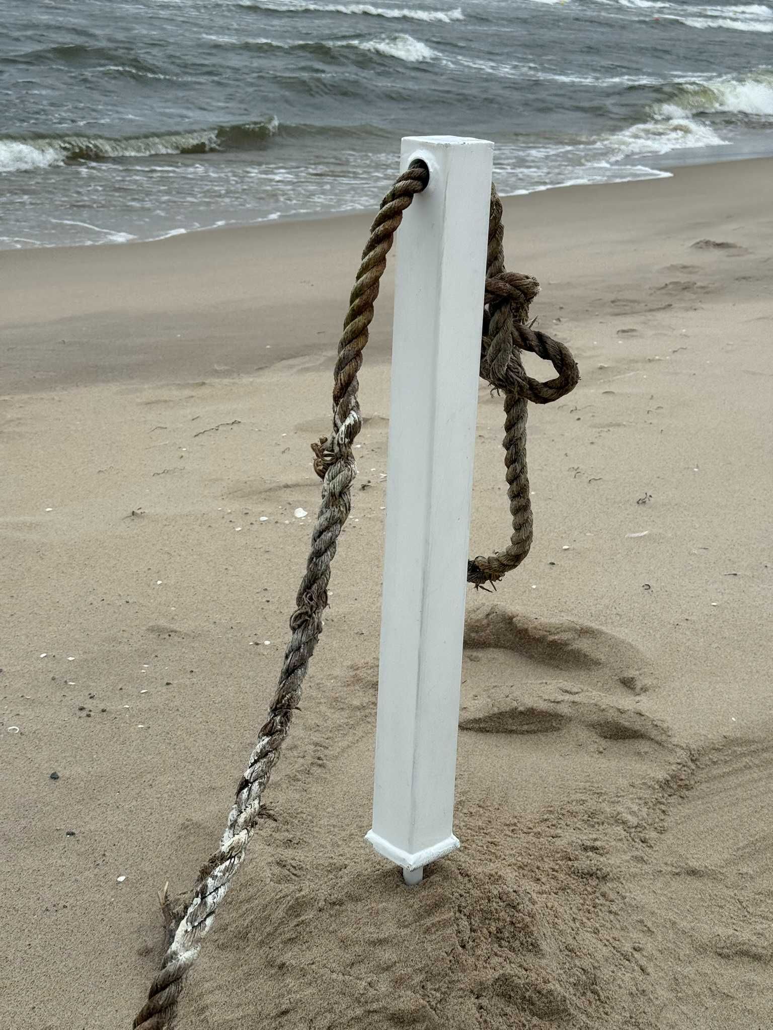 Solidne Stalowe Słupki Ogrodzeniowe / Plażowe - 40 szt.